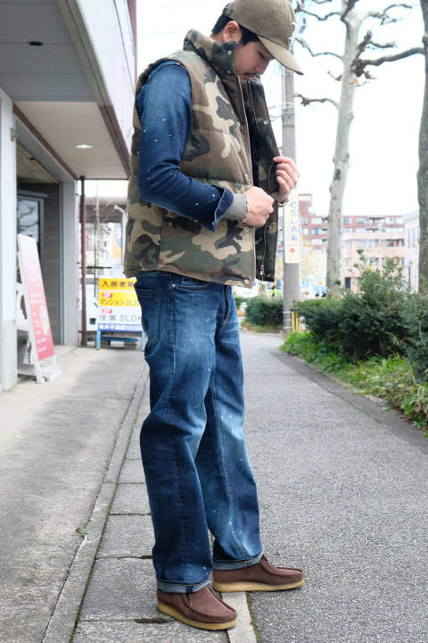 つなぎの魅力が伝わる冬のレイヤードスタイル 581 Filo